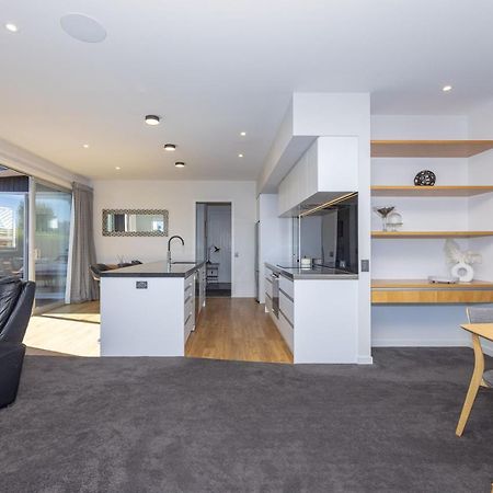 Prime Location On Warren St - 3 Bedroom Town House ワナカ エクステリア 写真