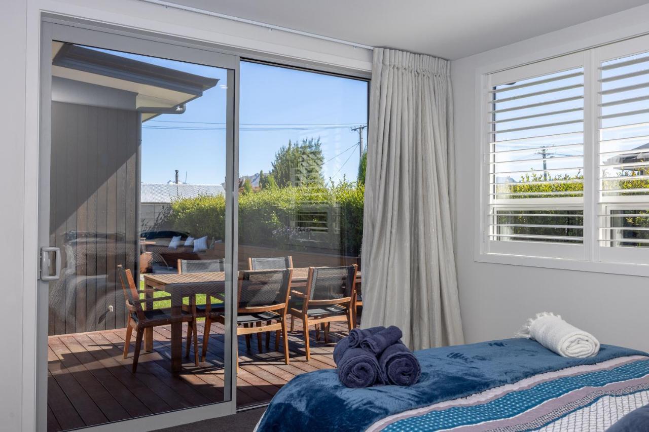 Prime Location On Warren St - 3 Bedroom Town House ワナカ エクステリア 写真